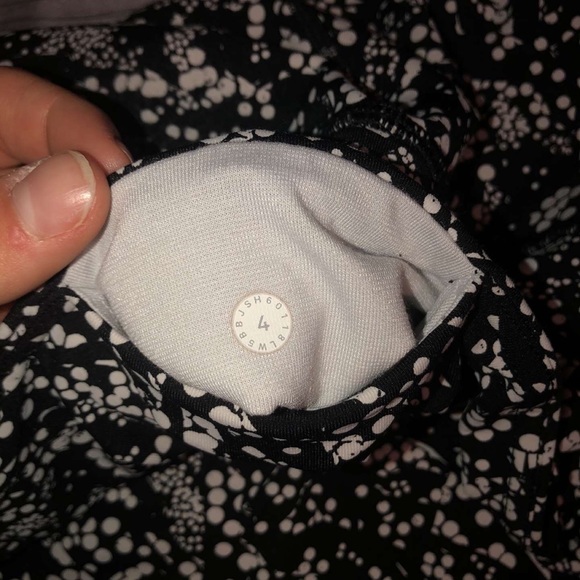 reflective lululemon leggings - Picture 4 of 4